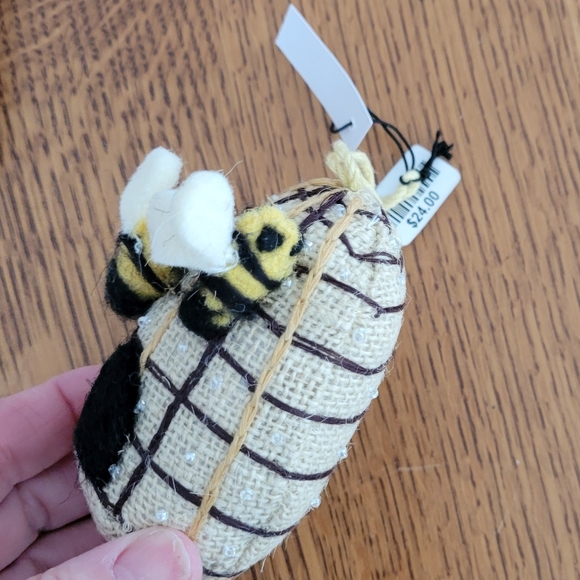 Anthropologie Handcrafted Beehive Jute Ornament with Bees - Picture 4 of 7